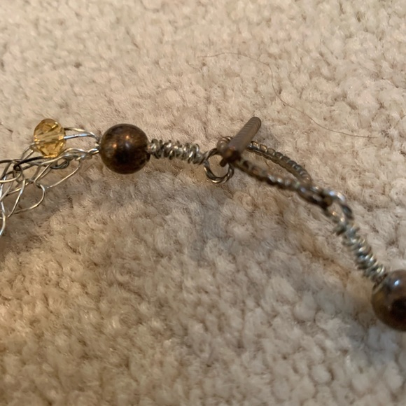 Handcrafted wire and semiprecious stone necklace - Picture 5 of 6